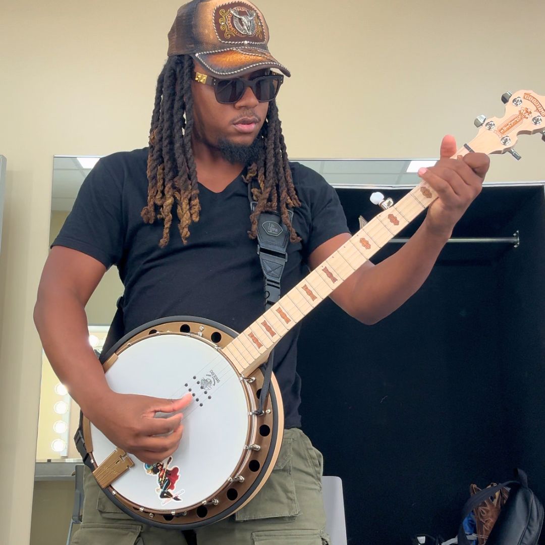 Zero-Gravity Adjustable Strap for Banjo
